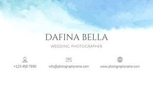 White And Blue Watercolor Aesthetic Wedding Photography Business Card - Página 2