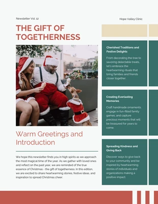 Free  Template: Professioneller Newsletter zu weißen und grünen Weihnachten