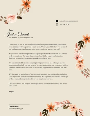 Free  Template: Convite em papel timbrado para salão de beleza com flores bege creme