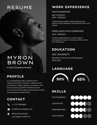 Free  Template: CV d'infographie de photographe simple noir et blanc