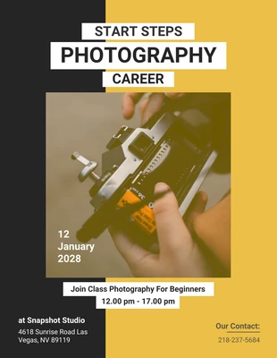 Free  Template: Folheto de aula de fotografia moderna em preto e amarelo