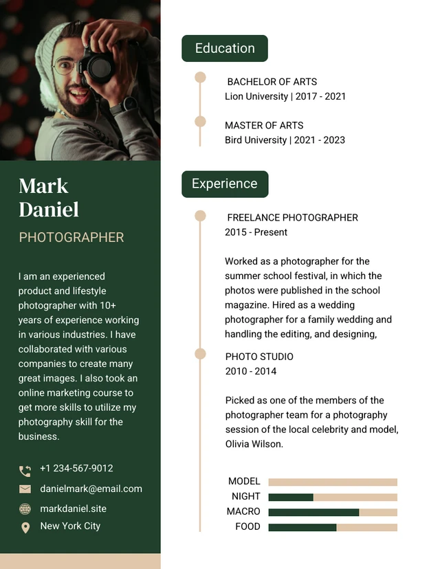 Green Gold And White Modern Minimalist Photographer Resume Template